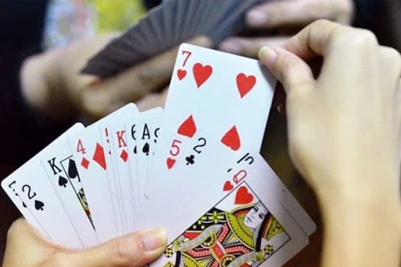Bật mí mẹo chơi bài tiến lên miền Bắc từ cao thủ chuyên nghiệp